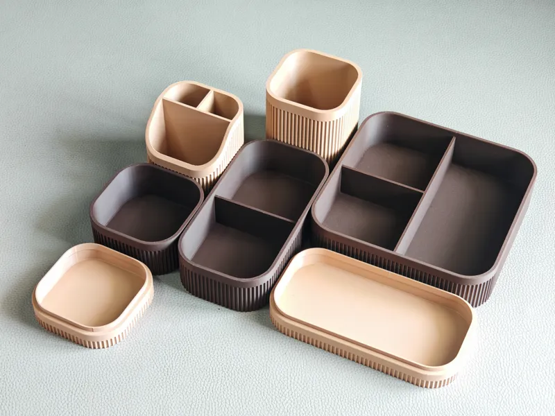 Set of ribbed desk organizers, bathroom organizers