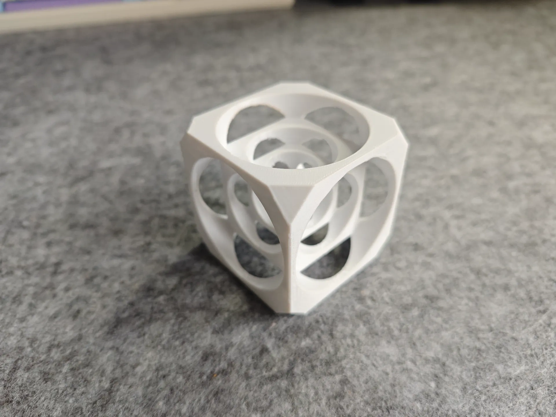 Miniatura 3 do modelo 3D 无限魔方摆件