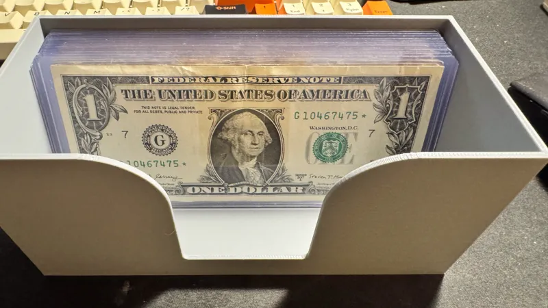 Simple sleeved bill holder box
