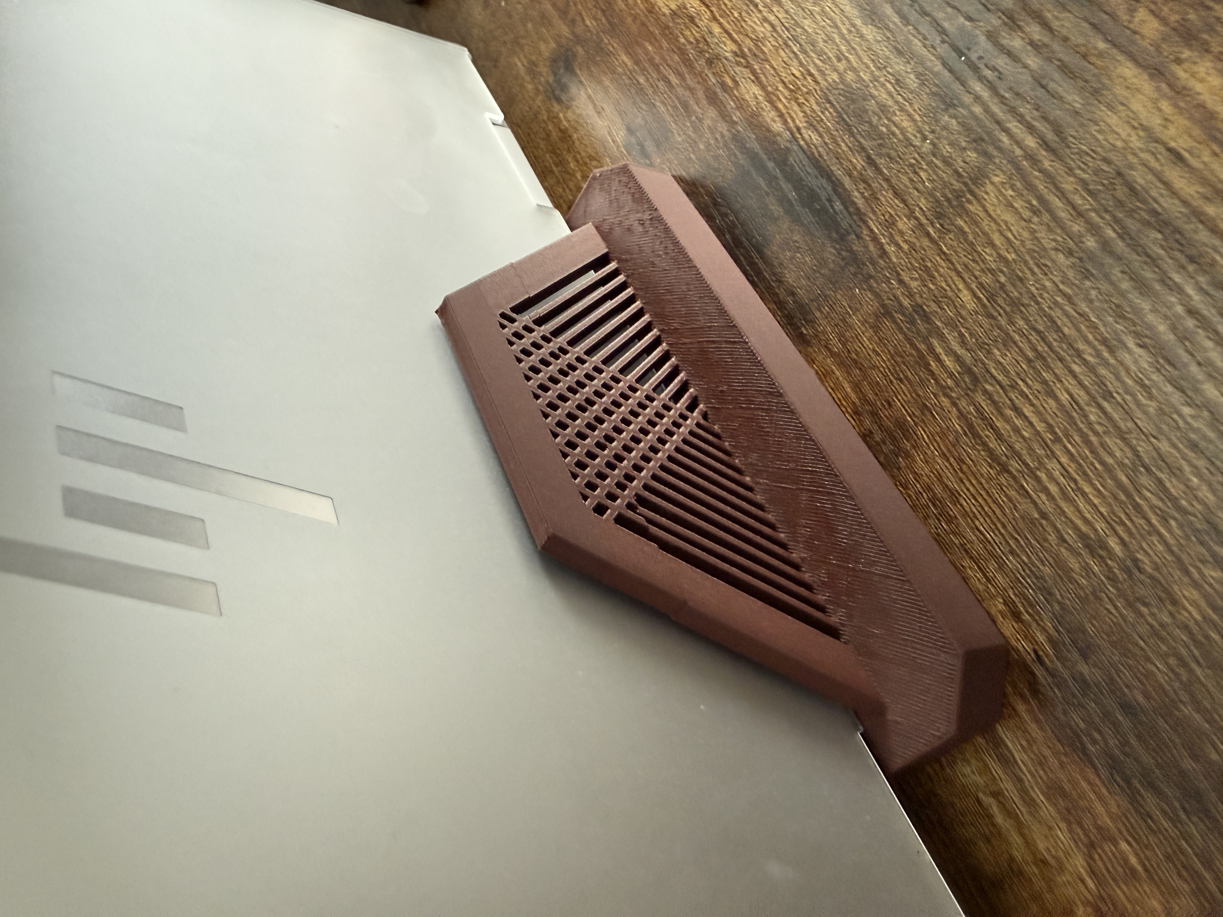 Miniatura 7 do modelo 3D vert · laptop stand