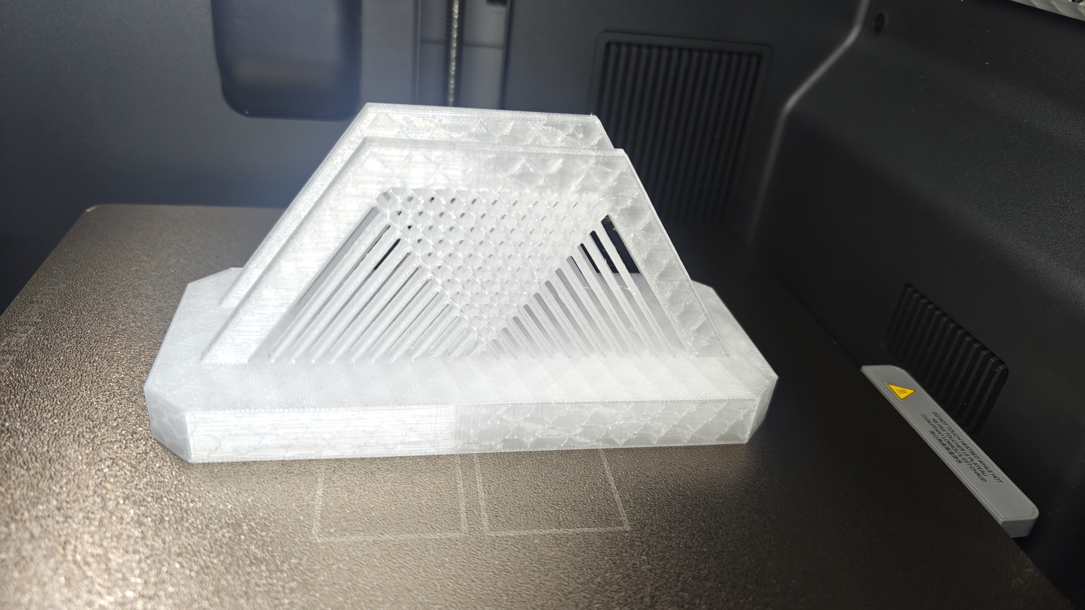 Miniatura 8 do modelo 3D vert · laptop stand
