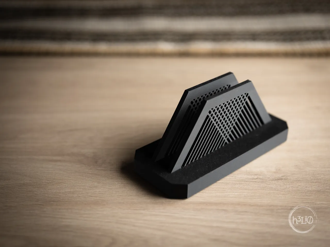 vert · laptop stand view 3