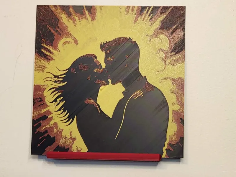 Hueforge - Fiery Passionate Lovers Kiss