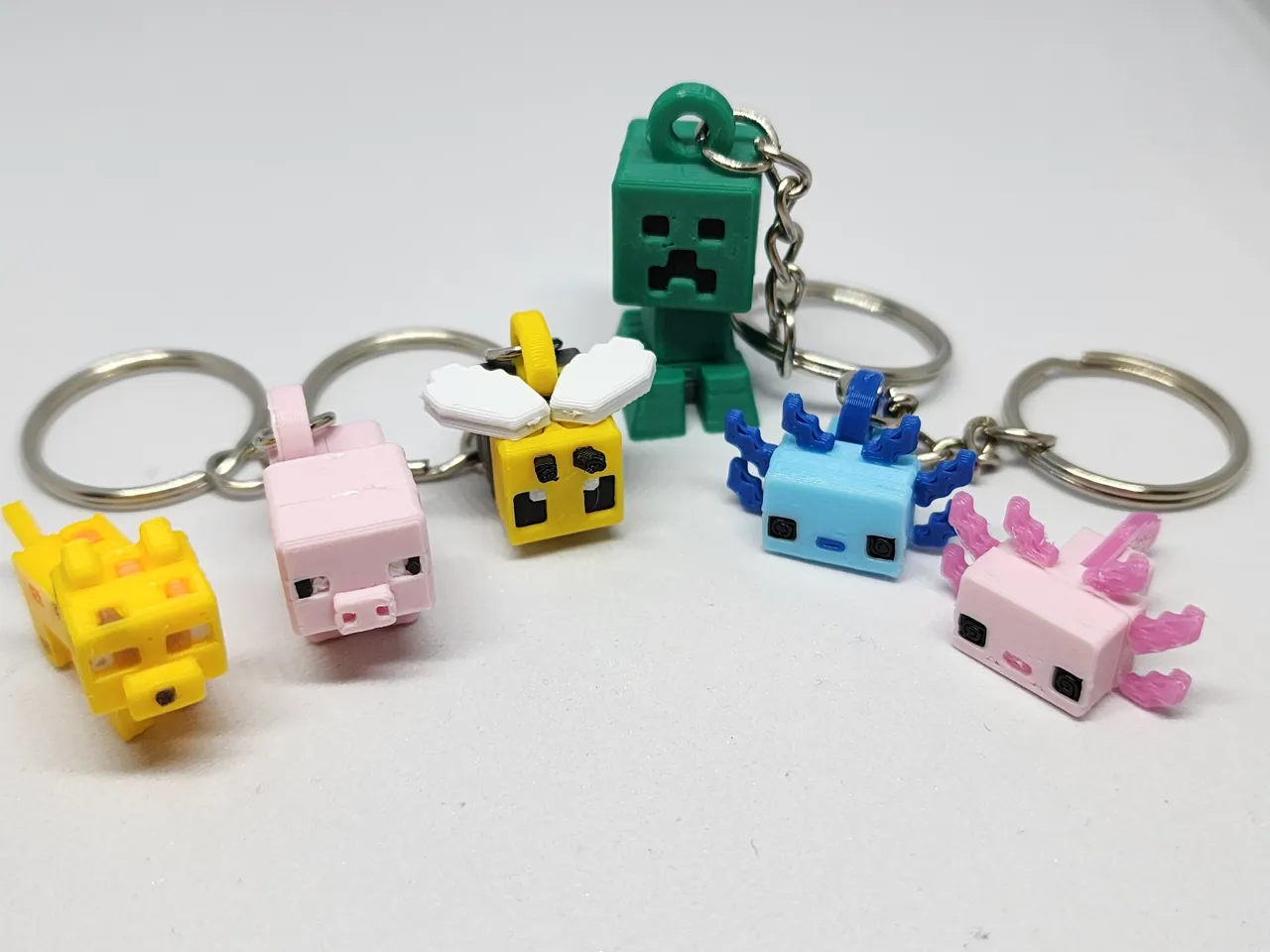 Minecraft-inspired Bee Mini Figure Kit / Keychain view 3