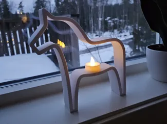 Dala horse tealight holder