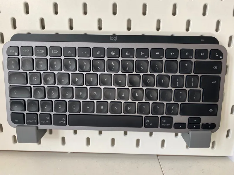 Logitech MX Keys and MX Keys Mini Skadis holder