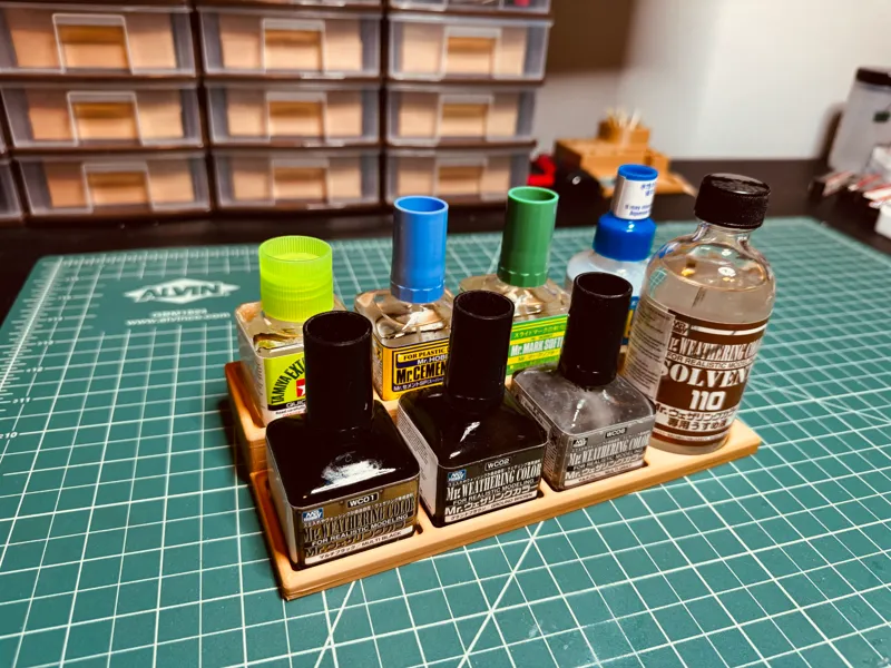 Paint Rack for Weathering Paints and Glues 