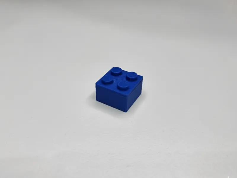 Legos-compatible 2x2