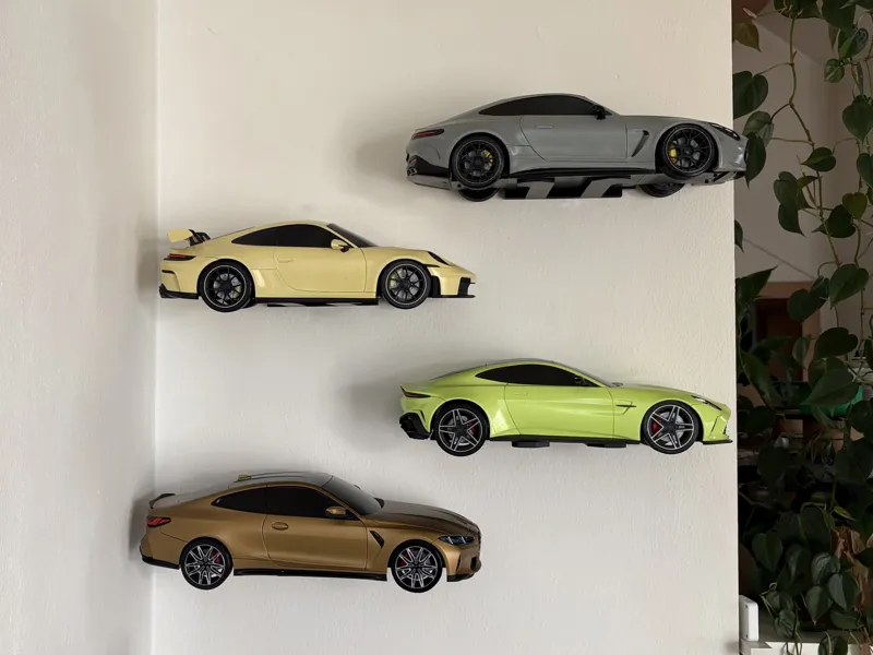 (Almost) invisible 1/10 car model wall mount V1b4
