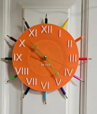 Horloge murale crayons de couleur — photo 4