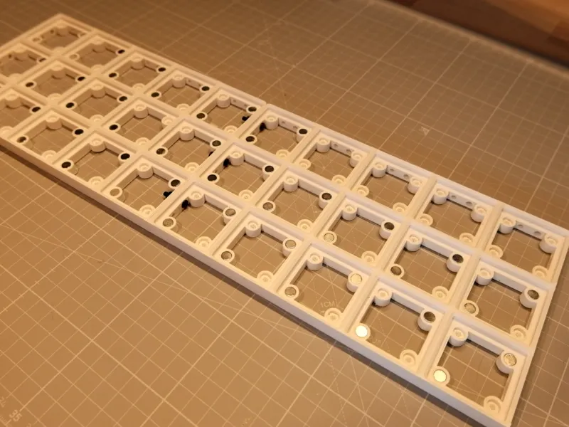Gridfinity plates for desktops