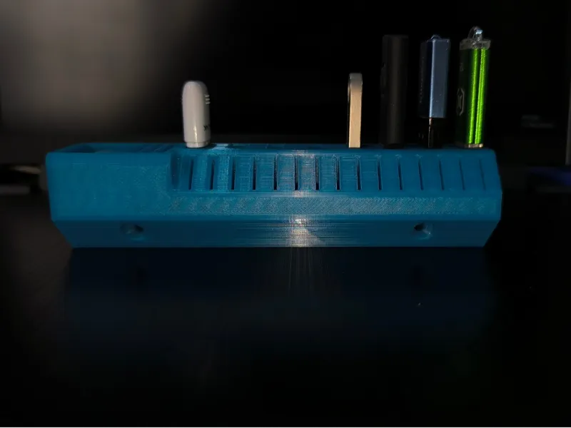 USB and MicroSD Card holder - Wallt mountable