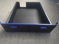 Big single deep drawer - no plate holder.