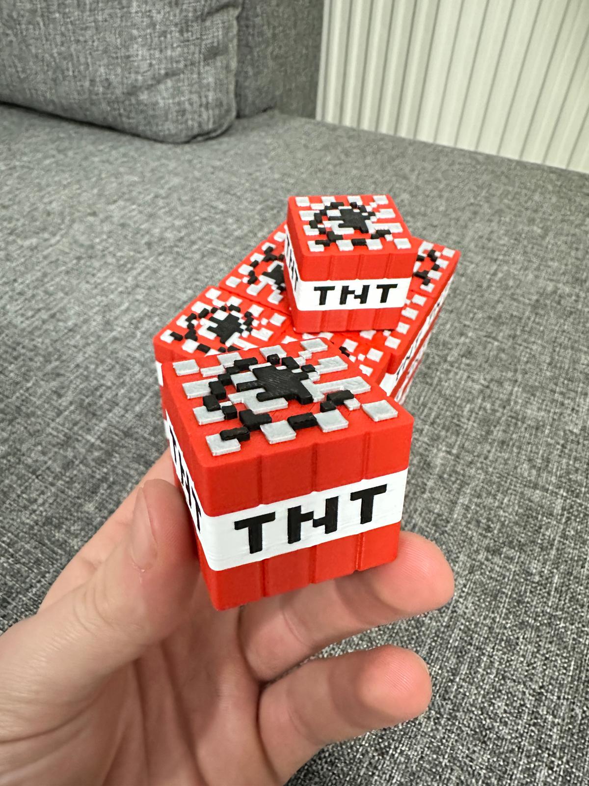 Thumbnail 5 of 3D model Minecraft TNT （我的世界TNT）