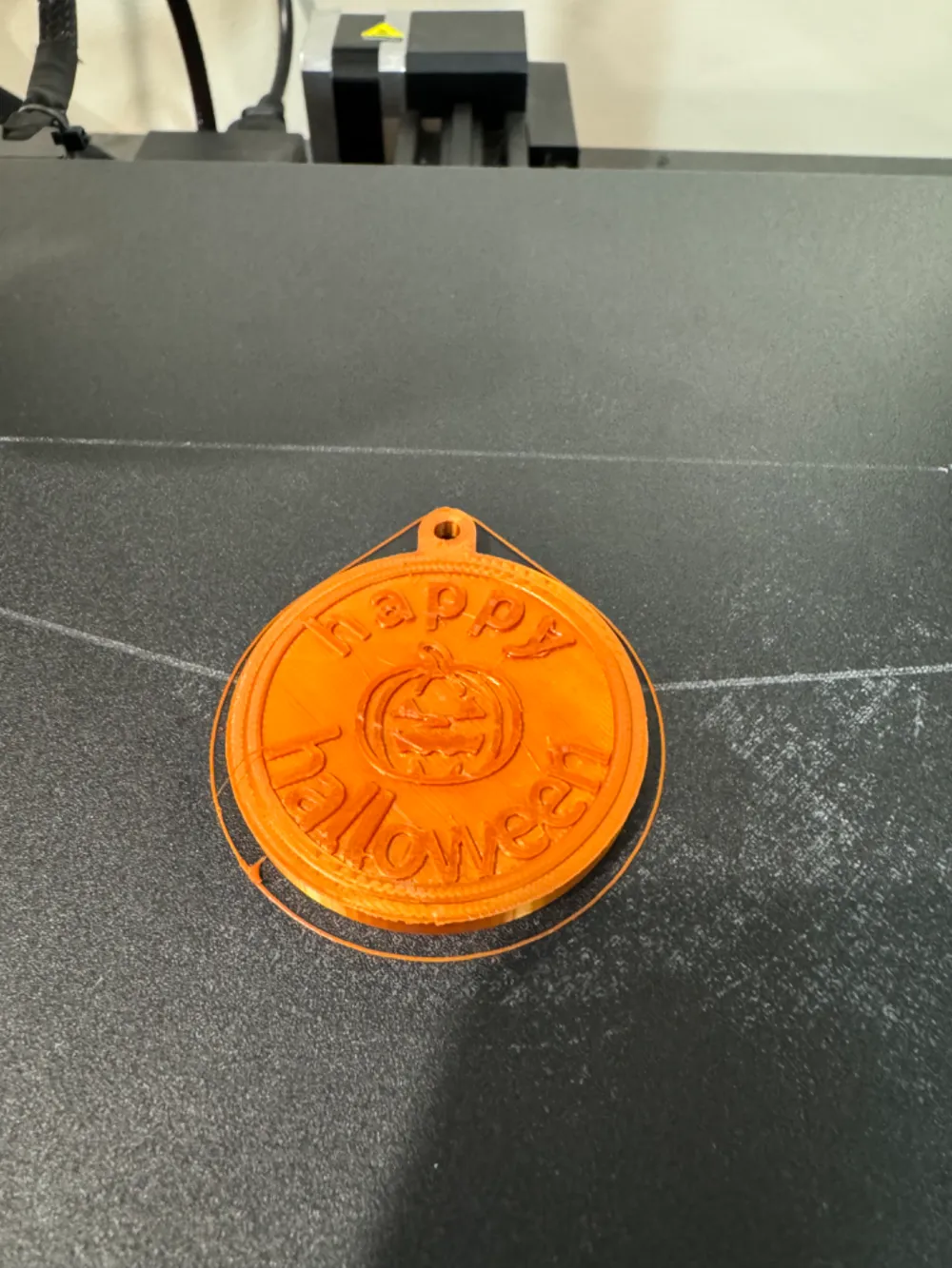 Halloween "happy Halloween" keychain by mr print (B3D) - MakerWorld