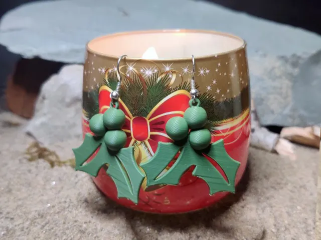 Mistletoe – Holiday Christmas Earrings