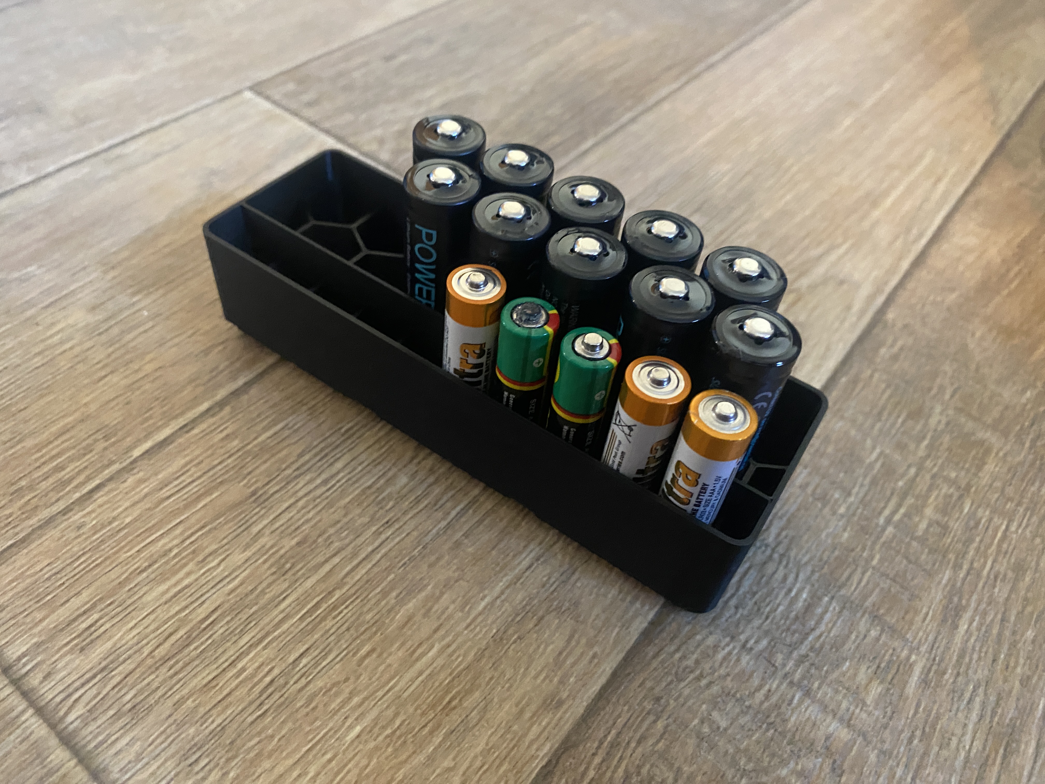 Miniatura 6 do modelo 3D Battery Holder with optional Gridfinity base