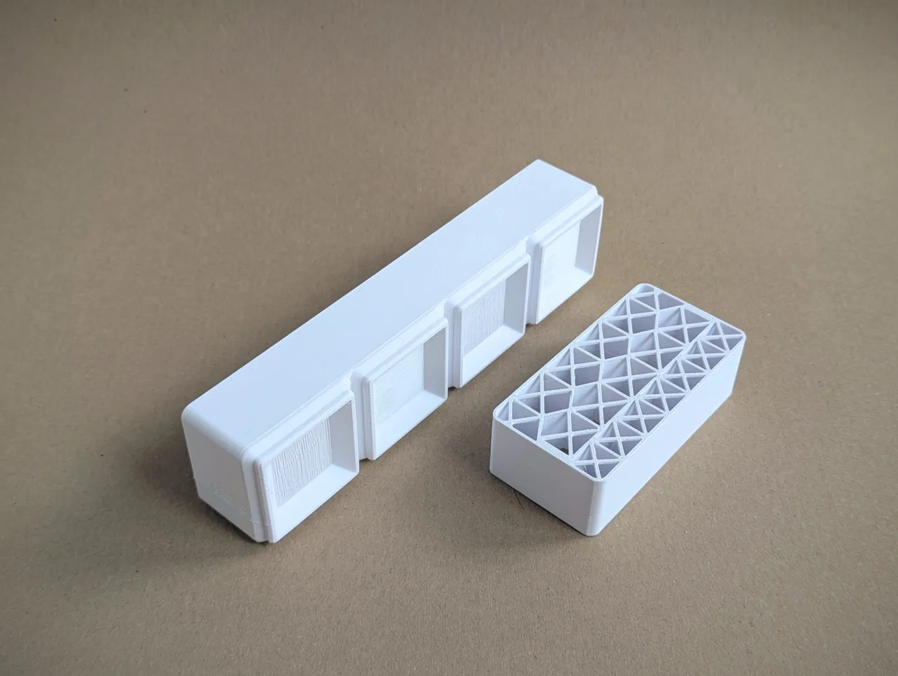 Battery Holder with optional Gridfinity base view 4
