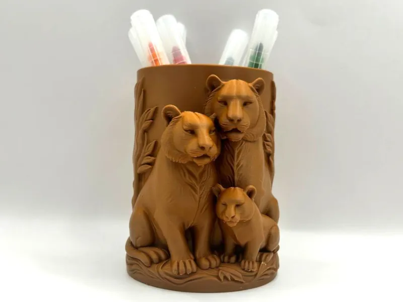 Lion Family Organizer