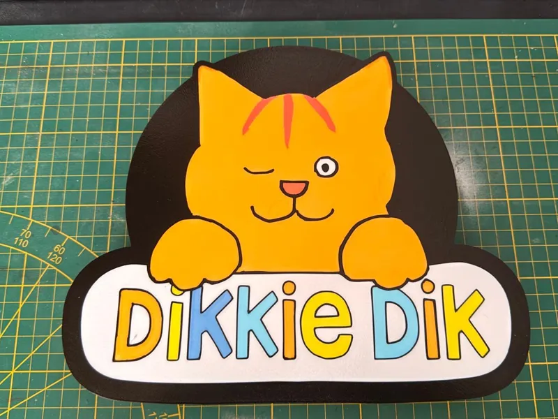 Dikkie_Dik Lightbox