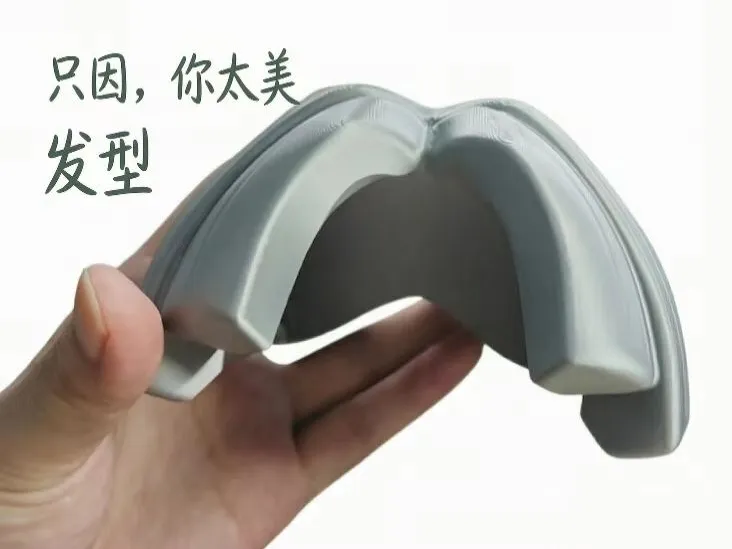 小黑子 发型