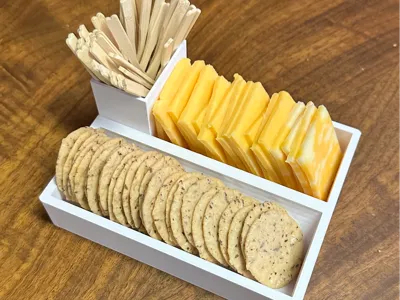 Cheese and crackers tray two sizes