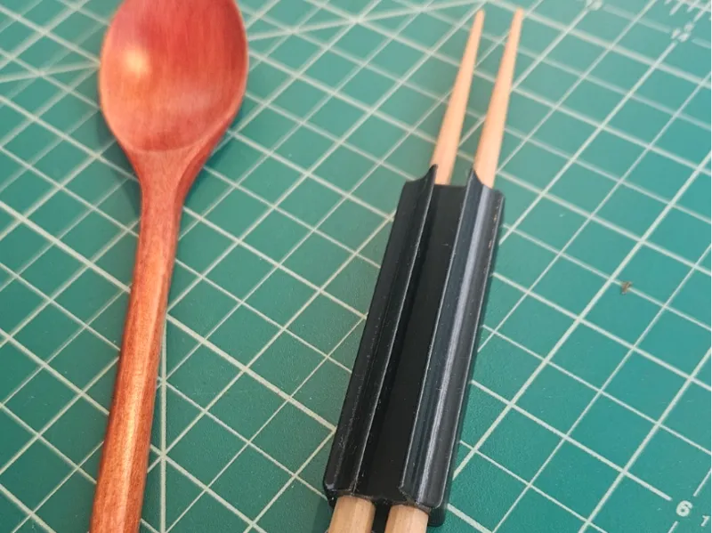 Chop Stick Spoon Holder