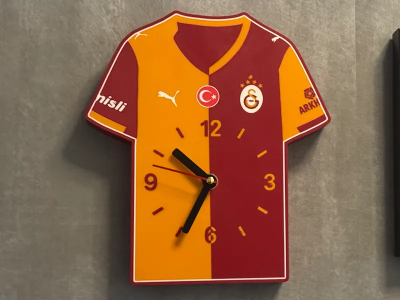 Galatasaray 3D Trikot-Uhr (Fan Edition)