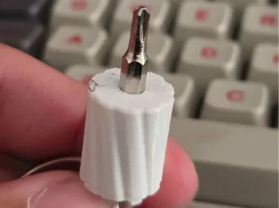 keychain screw head holder W MAGNETS