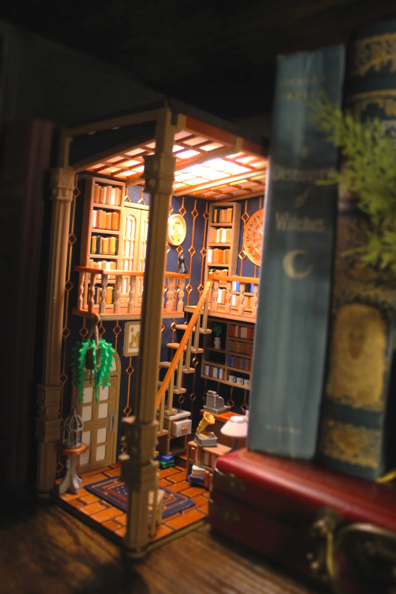 Reader's Emporium - Book Nook view 4