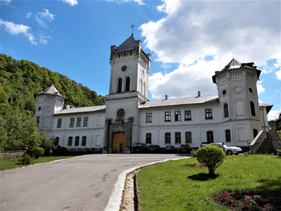 Mănăstirea_Tismana