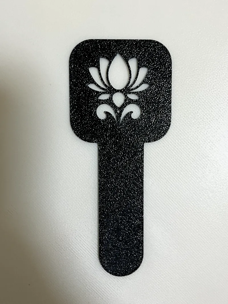 Mesh Pattern Bookmark