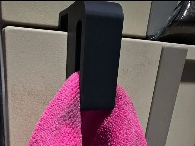 kitchen cabinet towel hanger
