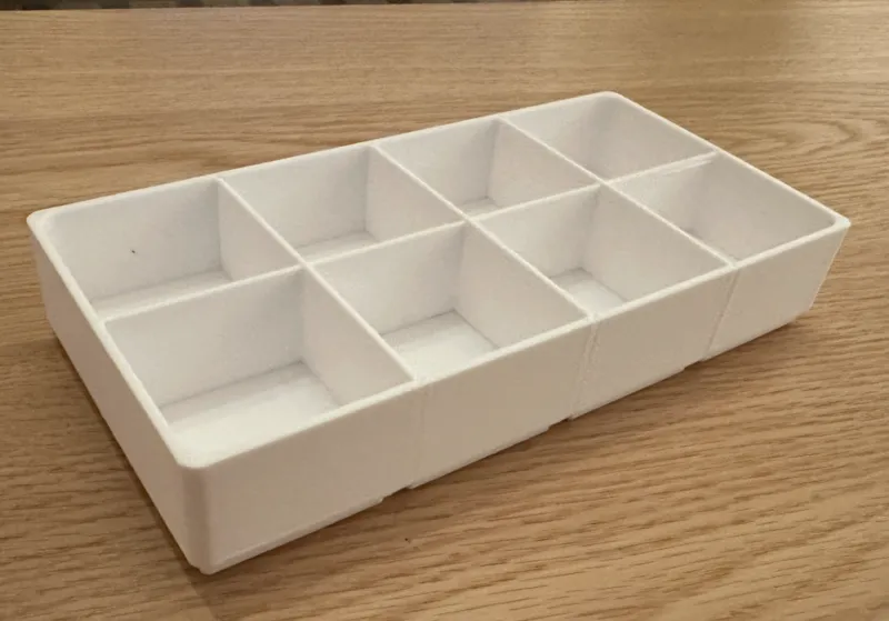 Gridfinity box 4x2 with adjustable dividers