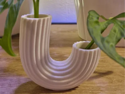 Small J-tube vase