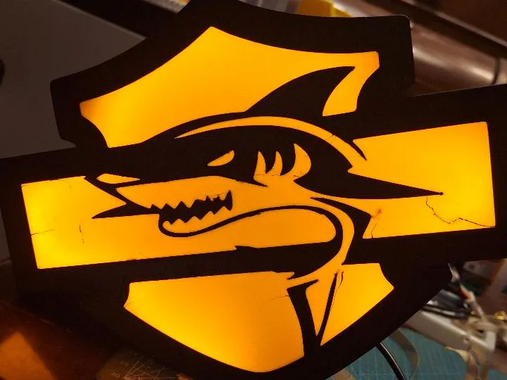 harley shark light box