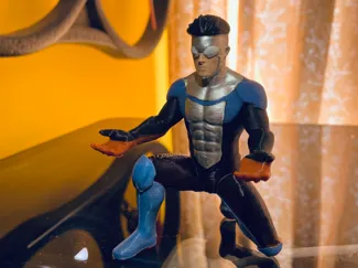 Invincible Pen Holder