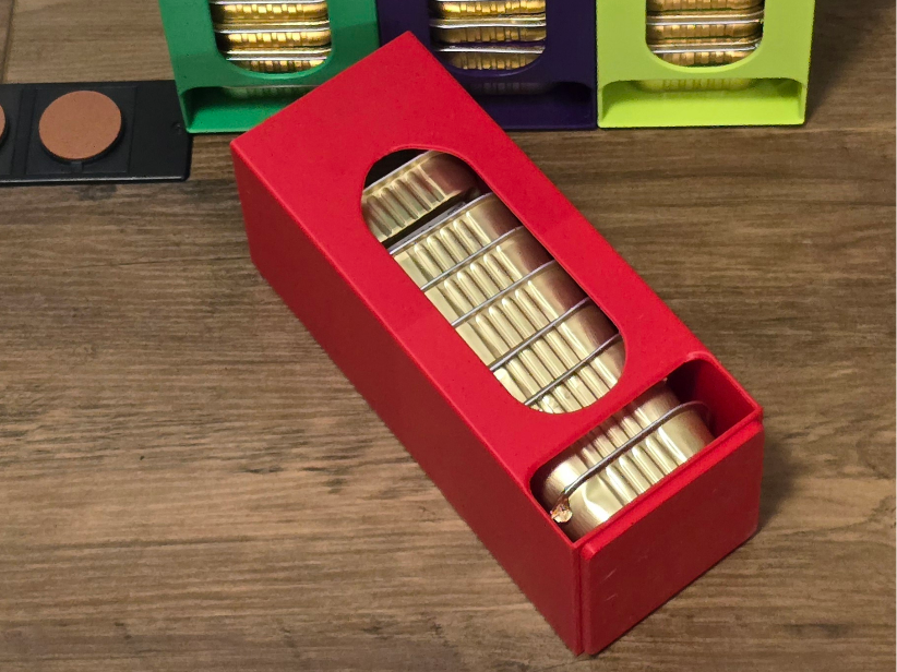 Tierfutterspender mit Deckel und Etikettenträger