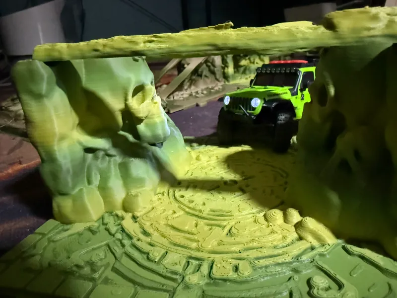 Crawler Tile - Connectable - Skull Bridge