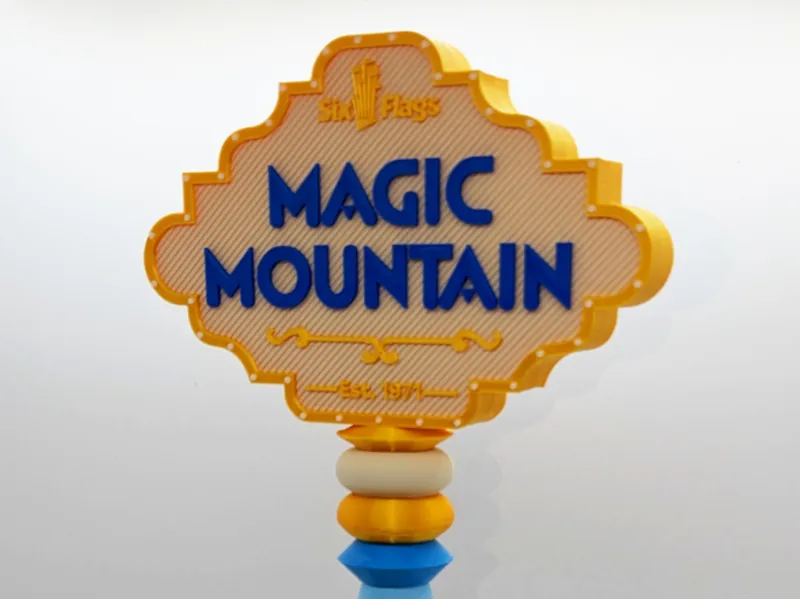 Six Flags Magic Mountain Sign