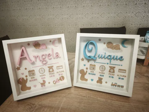 Marco decorativo: Marco de 250mmx250mm y Placas nacimiento al 96,8% — referencia de MakerWorld