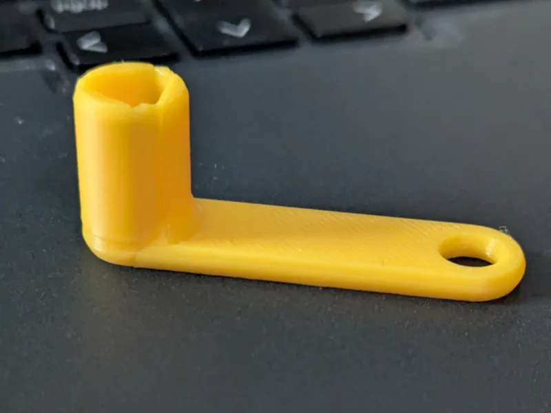 Gas cabinet key / Klucz do skrzynki gazowej