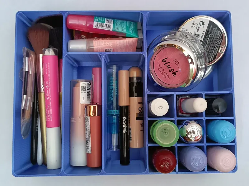 Simple Makeup Organiser