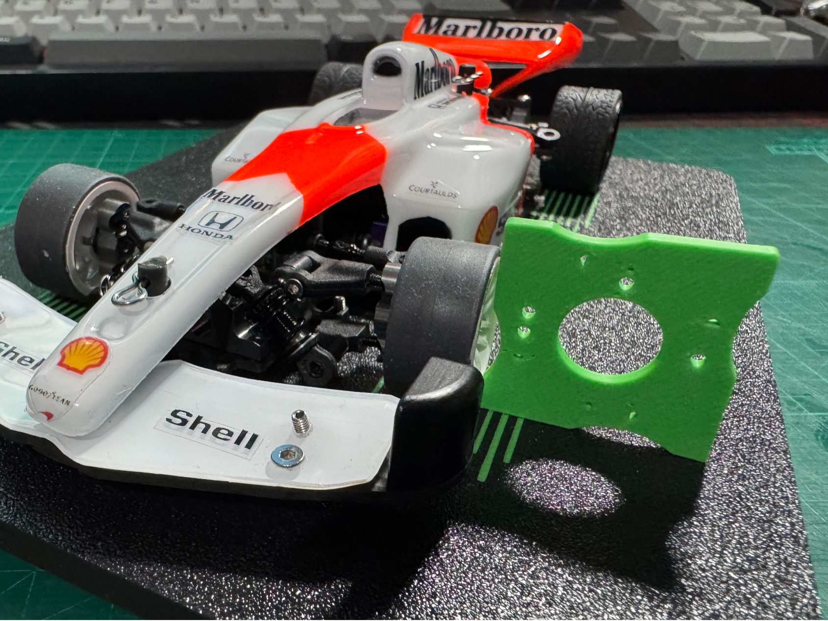 Mini-Z Camber Gauge