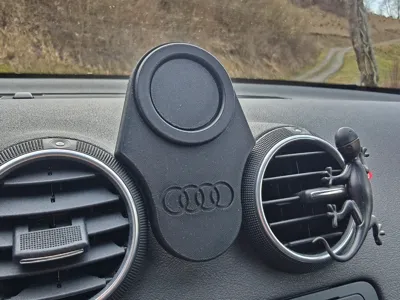 Audi A3 8P Mag Safe Phone Holder
