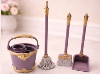 Luxury Victorian Cleaning Set (Dollhouse Scale)