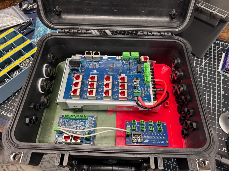 APACHE 2800 Protective Case Falcon Controller