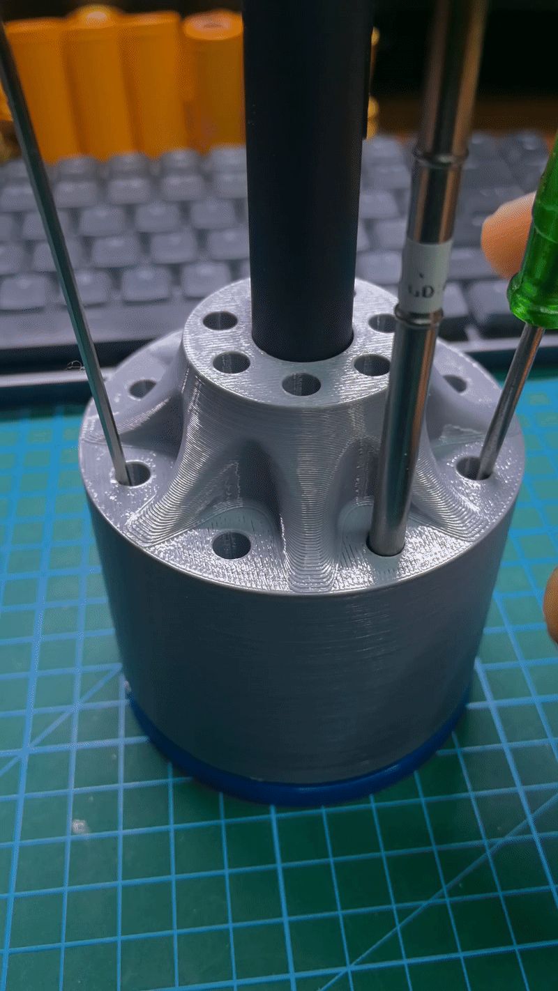 Soldering iron screwdriver rotating bracket T12
