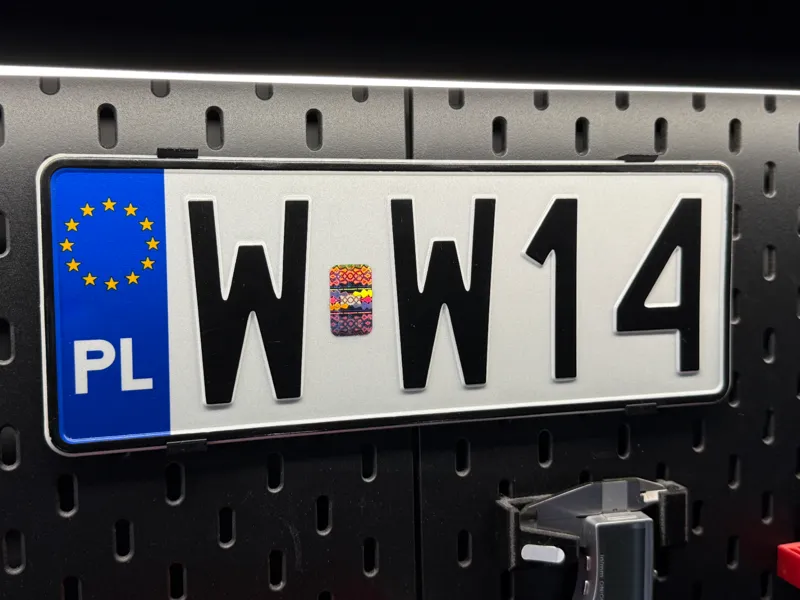 SKADIS Minimalistic EU License Plate Mount 