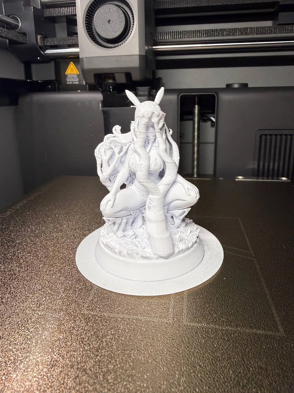 HEROBIKINI "FAN GIRL NERD" - Free 3D Print Model - MakerWorld